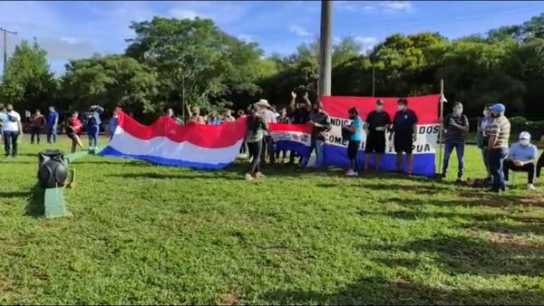 COMERCIANTES SE MANIFIESTAN AGUARDANDO APROBACIÓN DE SUBSIDIO DESDE EL SENADO