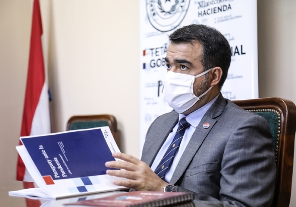 Ministro Llamosas destacó solidez de la economía paraguaya ante la pandemia | .::Agencia IP::.