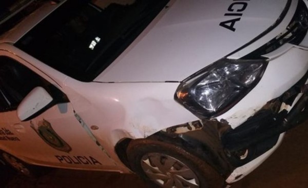 Persecución termina con patrullera chocada y motochorros fugados