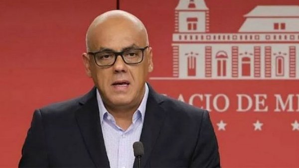 CASO PDVSA: "Cómo es posible que el Parlamento Venezolano haya hecho negocios con unos ladrones de Paraguay", arremetió político venezolano