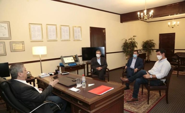 HOY / Elecciones en el PLRA, "en jaque" debido a crisis interna: diputados recurren al TSJE