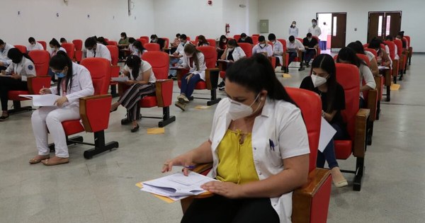 La Nación / Exitosa culminación del único examen de admisión para residencias en el Hospital Militar y de Clínicas