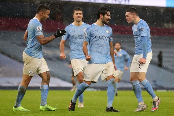 Manchester City gana y se coloca primero - Fútbol - ABC Color