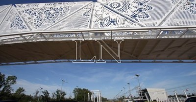 La Nación / MOPC remitió a la Contraloría informes sobre la Pasarela de Ñandutí