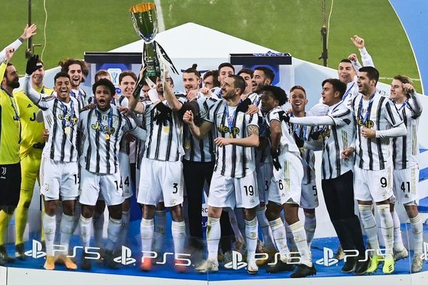 La Juventus gana la ‘Supercoppa’ - Fútbol - ABC Color