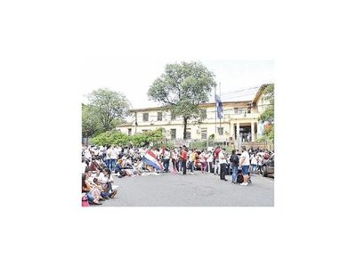 Exigen depender del MSP y no de gobernaciones como dice la ley