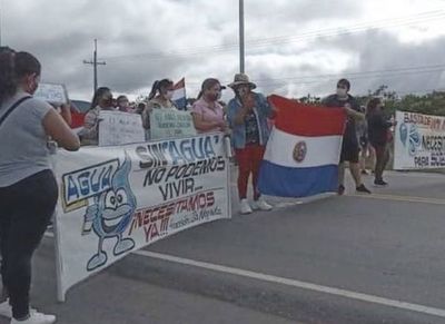 Hartos del deficiente servicio de la Essap - Nacionales - ABC Color