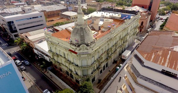 La Nación / Hacienda prevé pedir préstamo al BCP para pagar deuda flotante