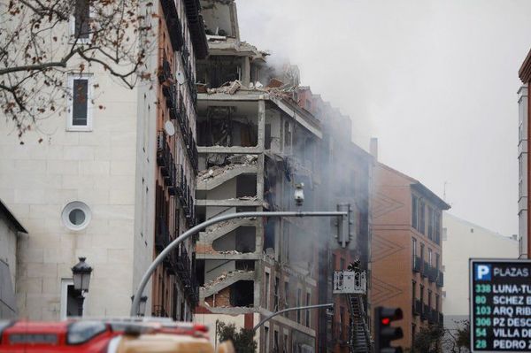 Sacerdotes paraguayos son rescatados de explosión en un edificio en Madrid - Noticiero Paraguay