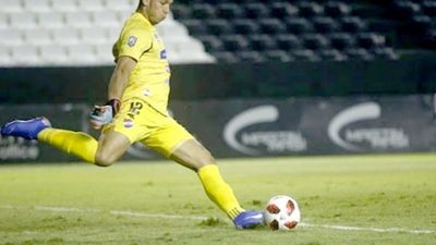 TRAS DIFÍCILES MESES EN NACIONAL  JUAN ESPÍNOLA TUVO RECOMPENSA