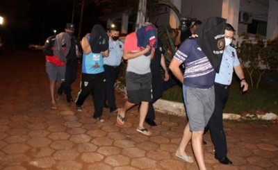 Por secuestro y asociación criminal imputan a policías de torín