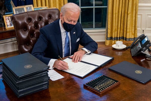 Los primeros decretos de Biden, sobre igualdad racial, cambio climático y uso de las mascarillas - ADN Digital