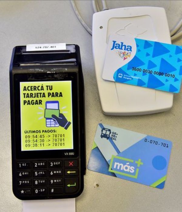 Ejecutivo promulga ley que castiga el sobrecosto de venta y recarga de los billetes electrónicos