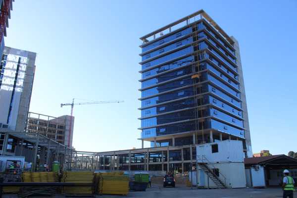 Construcción de oficinas de gobierno registra avance de 78%, según MOPC - MarketData