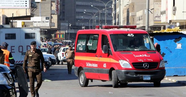 La Nación / Al menos 32 muertos en doble atentado suicida en el centro de Bagdad