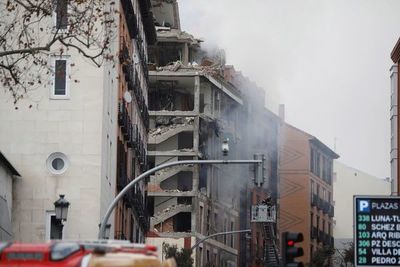 Sube a cuatro el número de fallecidos en explosión por escape de gas en Madrid - Mundo - ABC Color