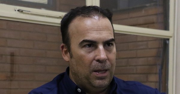 La Nación / “Hay una gavilla en el MOPC que juega en equipo”, denuncia José María Díaz Benza