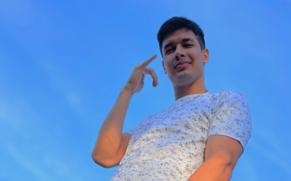 HOY / José Viera en concierto, en la Manzana de la Rivera