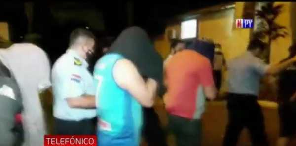Imputan a comisario por presunto secuestro de turistas | Noticias Paraguay