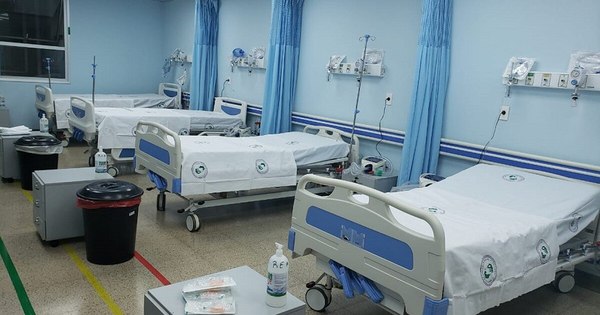 La Nación / Jefa de Hospital Integrado desmiente que estén eligiendo pacientes para UTI