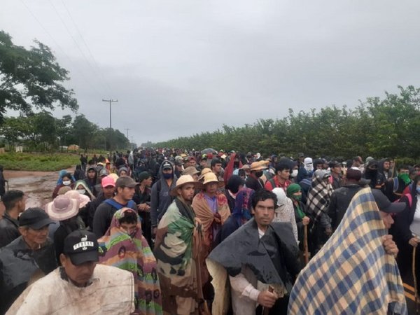 Familias campesinas se movilizan en Canindeyú por ataque armado a asentamiento