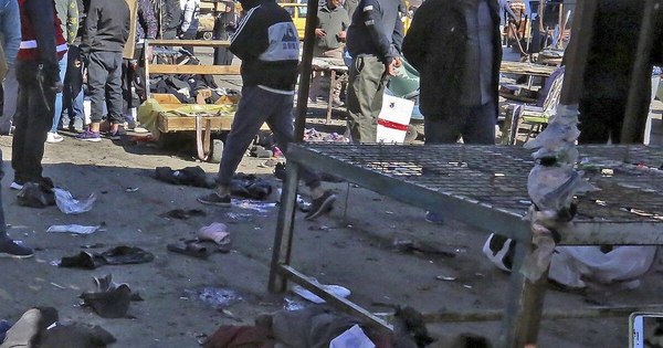 La Nación / Ataque suicida en Irak con el sello del Estado Islámico deja 32 muertos