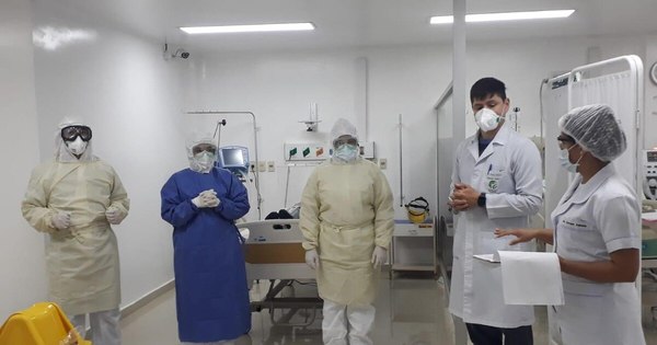 La Nación / Médicos deciden quién entra y quién no a terapia intensiva