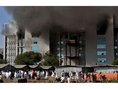 Mortal incendio en el mayor productor de vacunas del mundo