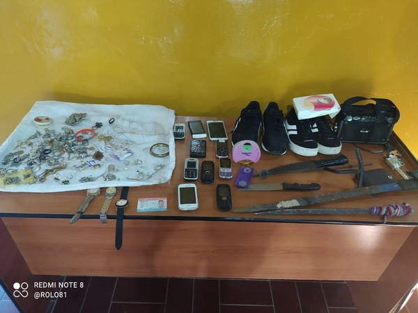 Caen dos hombres con antecedentes tras robo domiciliario en Ypacaraí - Nacionales - ABC Color