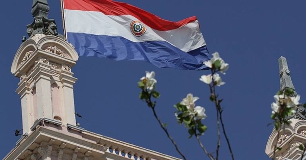 HOY / Paraguay coloca bonos por US$ 826 millones y logra estatus de grado de inversión