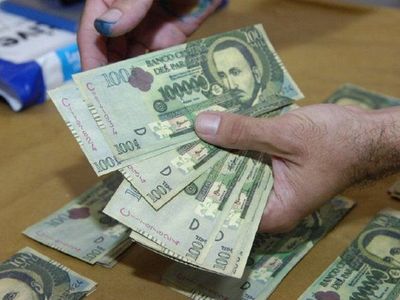 Extorsión: Fue a retirar un dinero y quedó presa