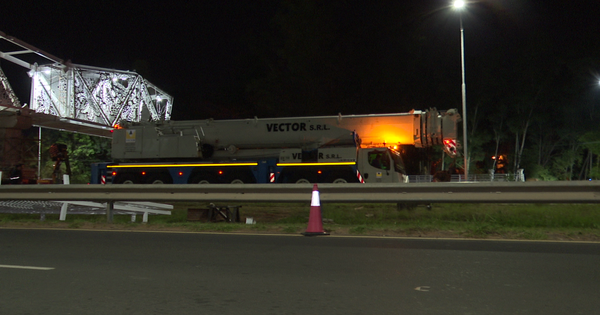 Pasarela de oro: continúan los trabajos de montaje