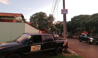 Hurtan camioneta, dueño dejó la llave adentro