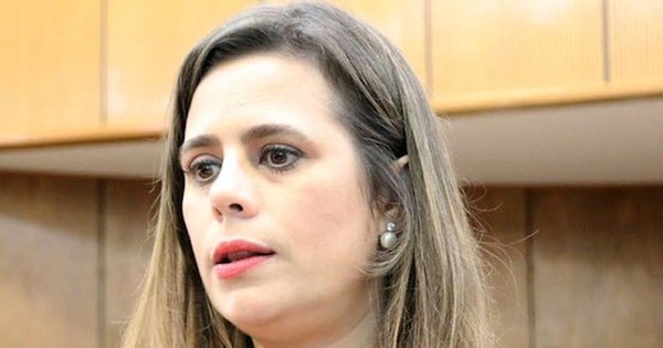 La Nación / Diputada considera que no habría números para voto censura a Villamayor