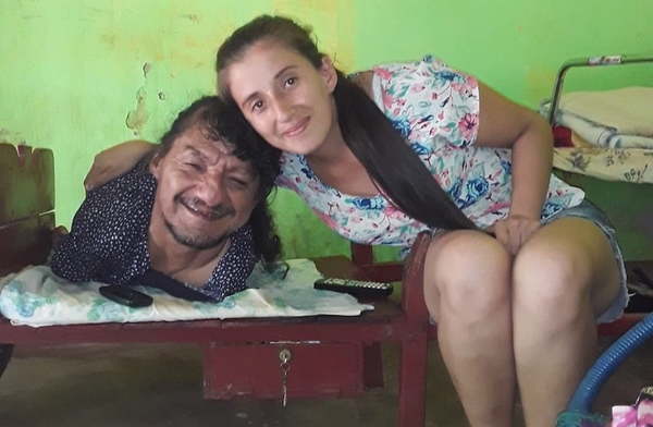 "Él es mi amigo, confidente y es el mejor papá del mundo" - Noticiero Paraguay