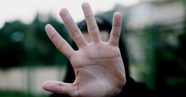 ¿Sabías que puedes liberar el estrés a través de los dedos de las manos? - C9N