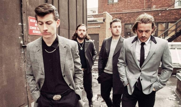 HOY / Arctic Monkeys, el romance en internet que cambió la música