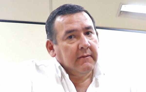 El MEC "No tiene fondos para reparar las 9.000 instituciones educativas del país", afirma director de Finanzas - ADN Digital