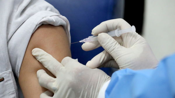 Paraguay llega a acuerdo para compra de vacunas contra COVID-19 y aplicación iniciaría en febrero