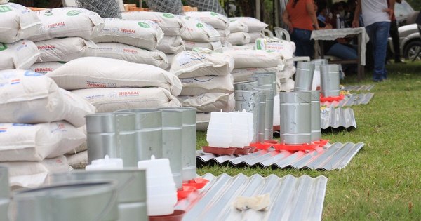 La Nación / Productores de Ñeembucú y Central recibieron ayuda del MAG