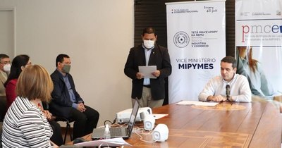 La Nación / Lanzaron programa de capacitación y asistencia para 400 microempresas