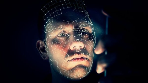 Patentaron un software que permitirá “dialogar” con personas fallecidas