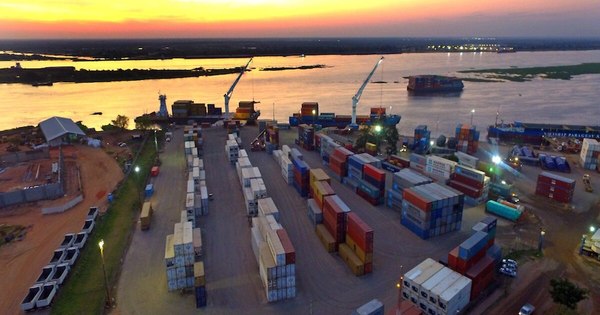 La Nación / Envíos de la región caen 13% en 2020 por la crisis