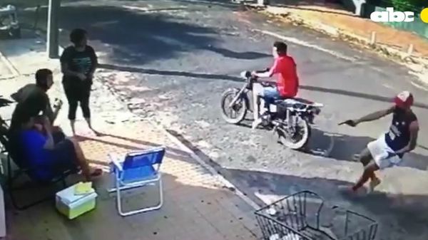 Detienen a dos presuntos asiduos motoasaltantes, uno de ellos de apenas 16 años - Nacionales - ABC Color