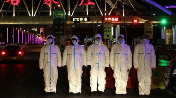 Hong Kong realiza por primera vez el confinamiento obligatorio