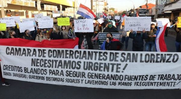 Comerciantes de San Lorenzo advierten que están al borde del colapso económico