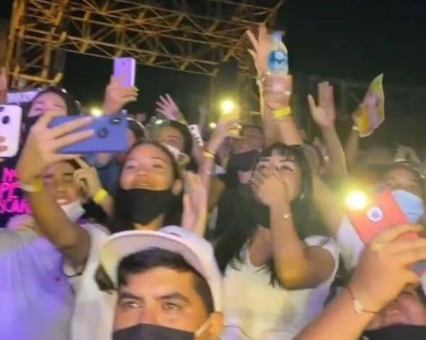 HOY / Pese a aglomeración, Organización manifestó que se cumplió el protocolo sanitario