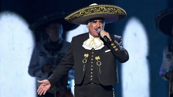 Me sentí violentada: Oleada de críticas contra el cantante mexicano Vicente Fernández