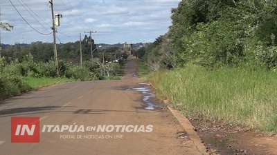 ITA PASO SIGUE ESPERANDO LA CONSTRUCCIÓN DE VEREDA EN EL ACCESO PRINCIPAL