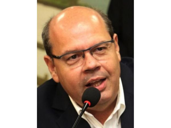 Admiten fallas en licitaciones y piden denuncias responsables